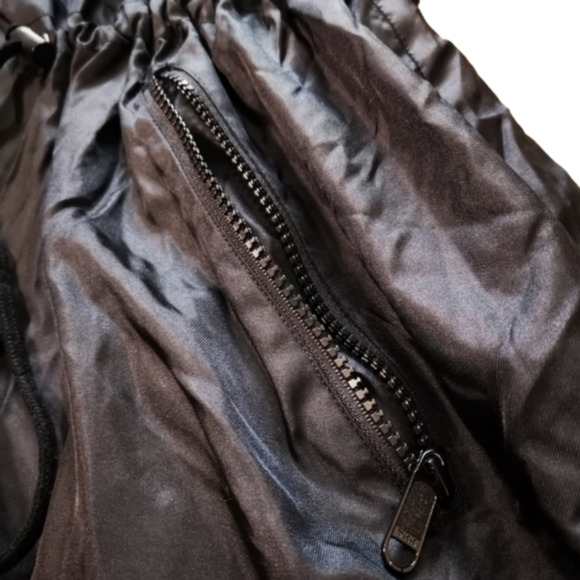 REEBOK Oversized Black Hooded Windbreaker Rain Jacket Grey Fleece Lining - Picture 4 of 9